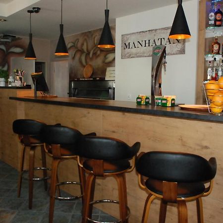 Hotelik Manhatan Radzyn Podlaski Ngoại thất bức ảnh