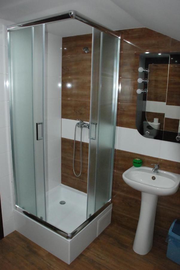 Hotelik Manhatan Radzyn Podlaski Ngoại thất bức ảnh