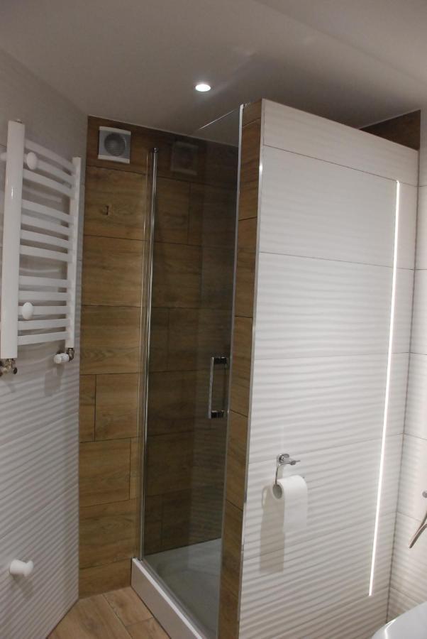 Hotelik Manhatan Radzyn Podlaski Ngoại thất bức ảnh