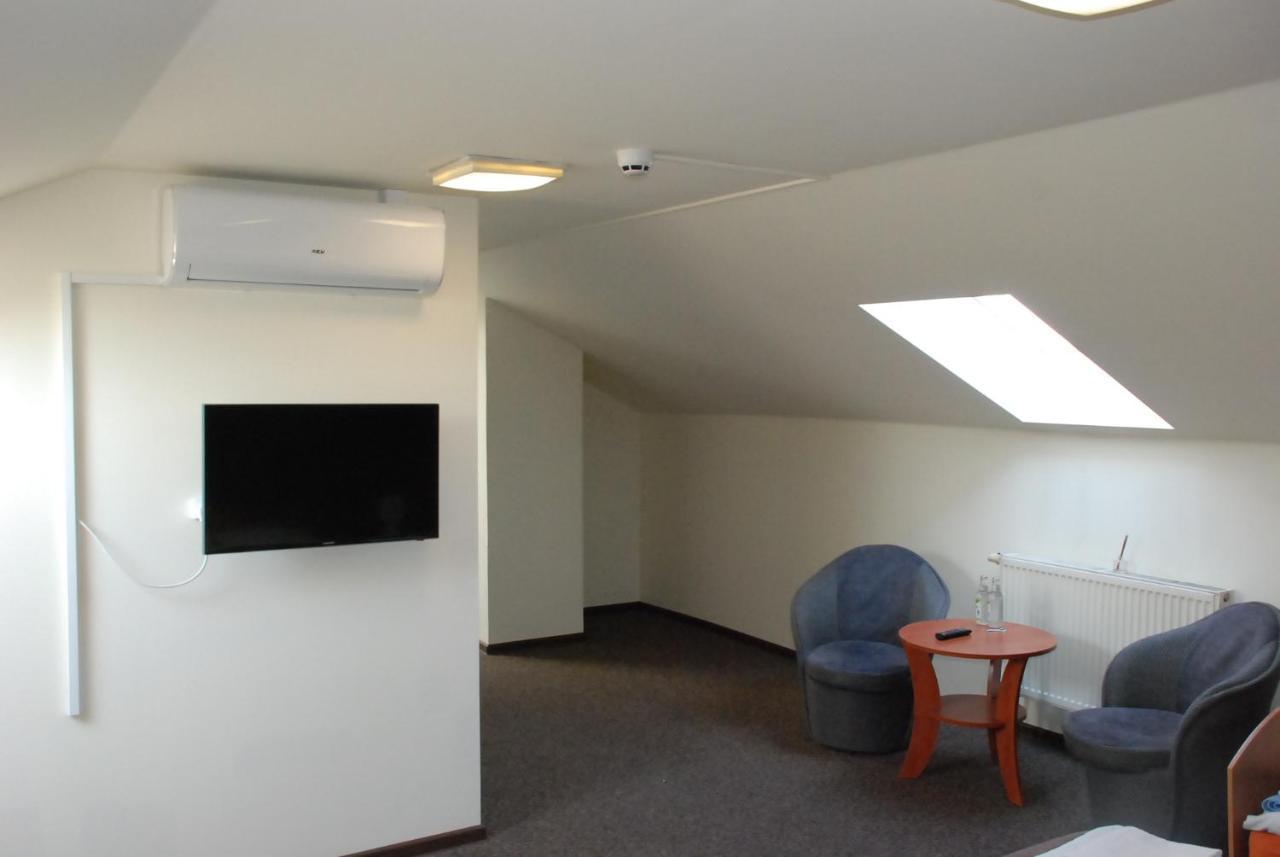 Hotelik Manhatan Radzyn Podlaski Ngoại thất bức ảnh