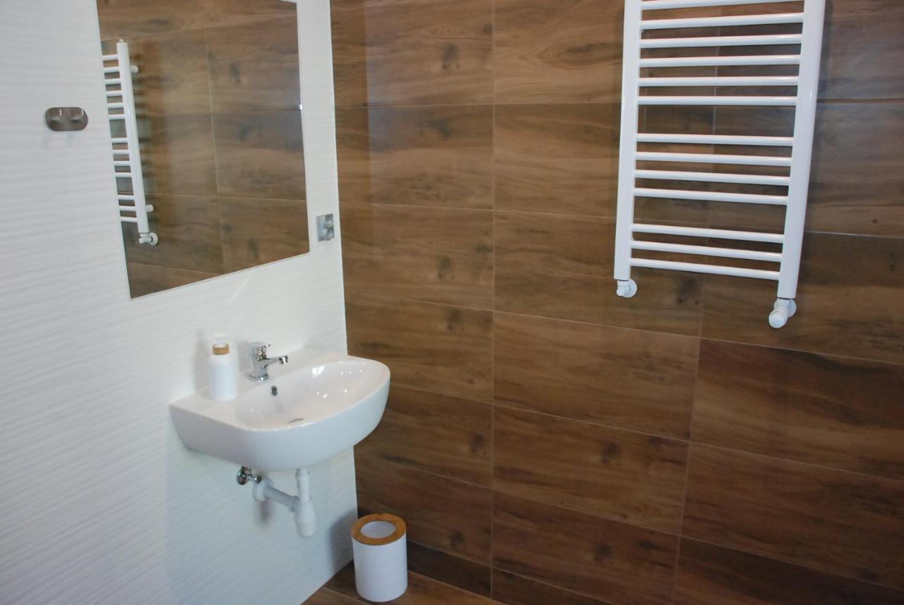 Hotelik Manhatan Radzyn Podlaski Ngoại thất bức ảnh